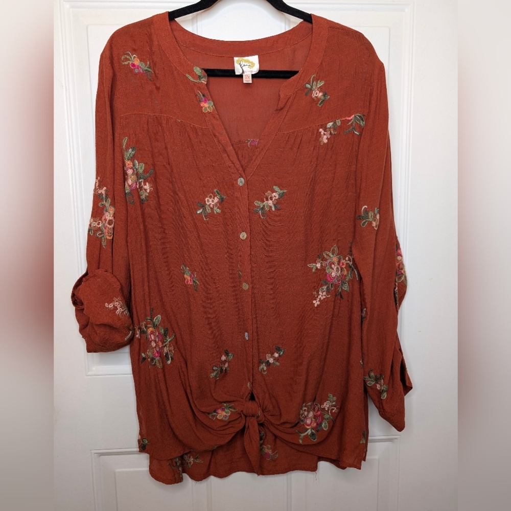 Red Cuffed Sleeve Button Down Shirt with Mandarin Collar